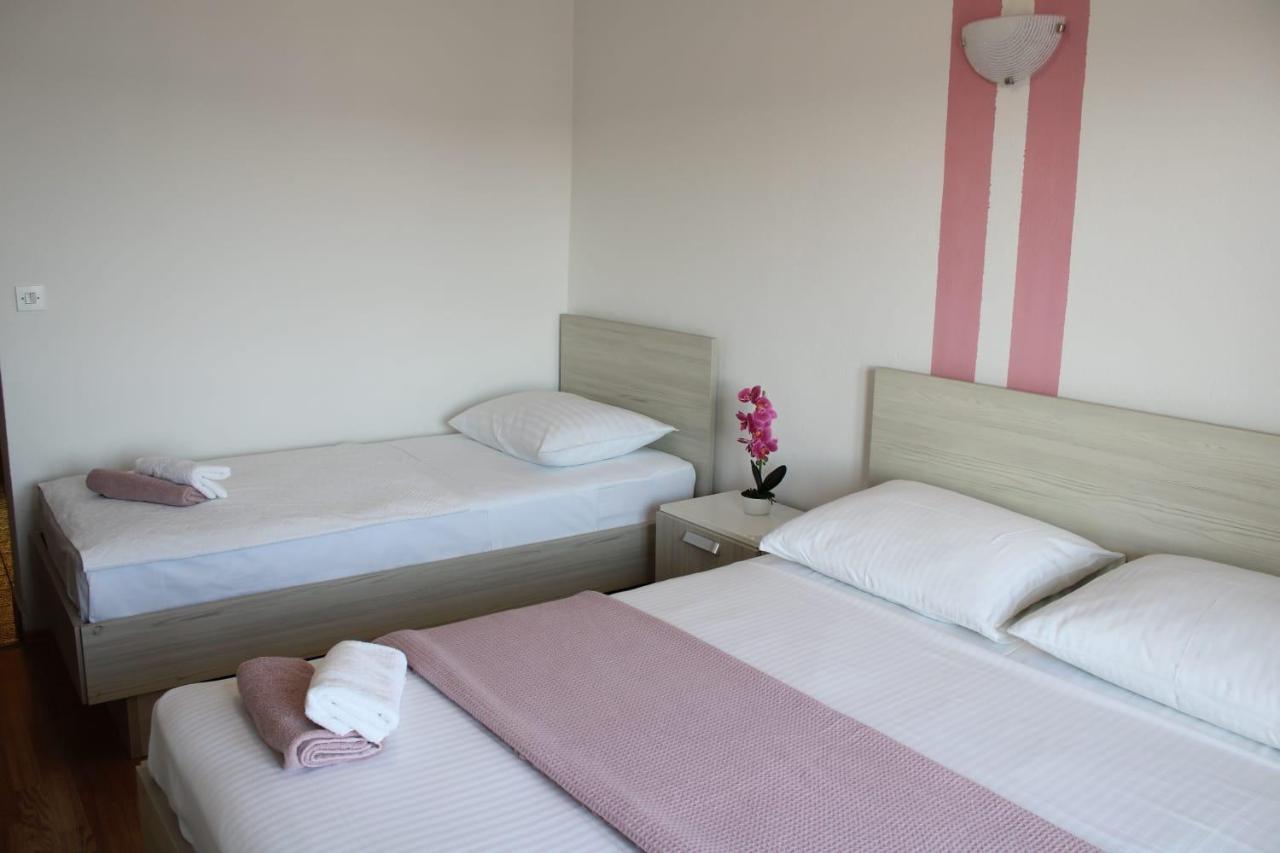 Apartments Renata Donji Seget Kültér fotó