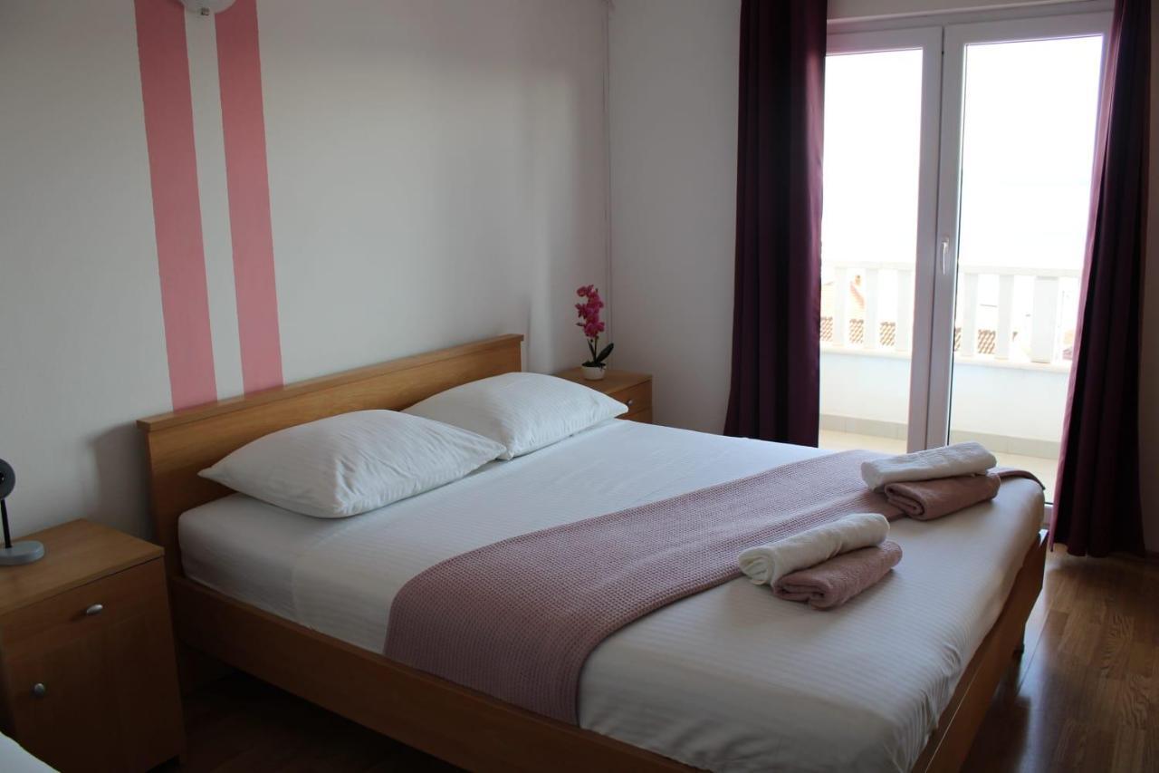 Apartments Renata Donji Seget Kültér fotó