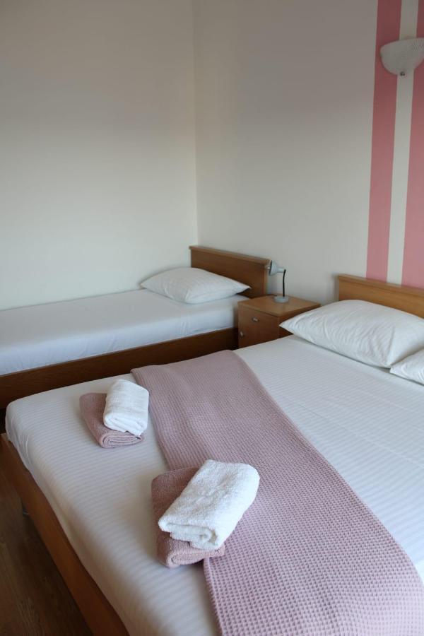 Apartments Renata Donji Seget Kültér fotó